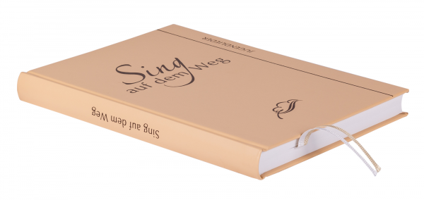 Sing auf dem Weg
217 Lieder mit zwei- bis vierstimmigem Notensatz